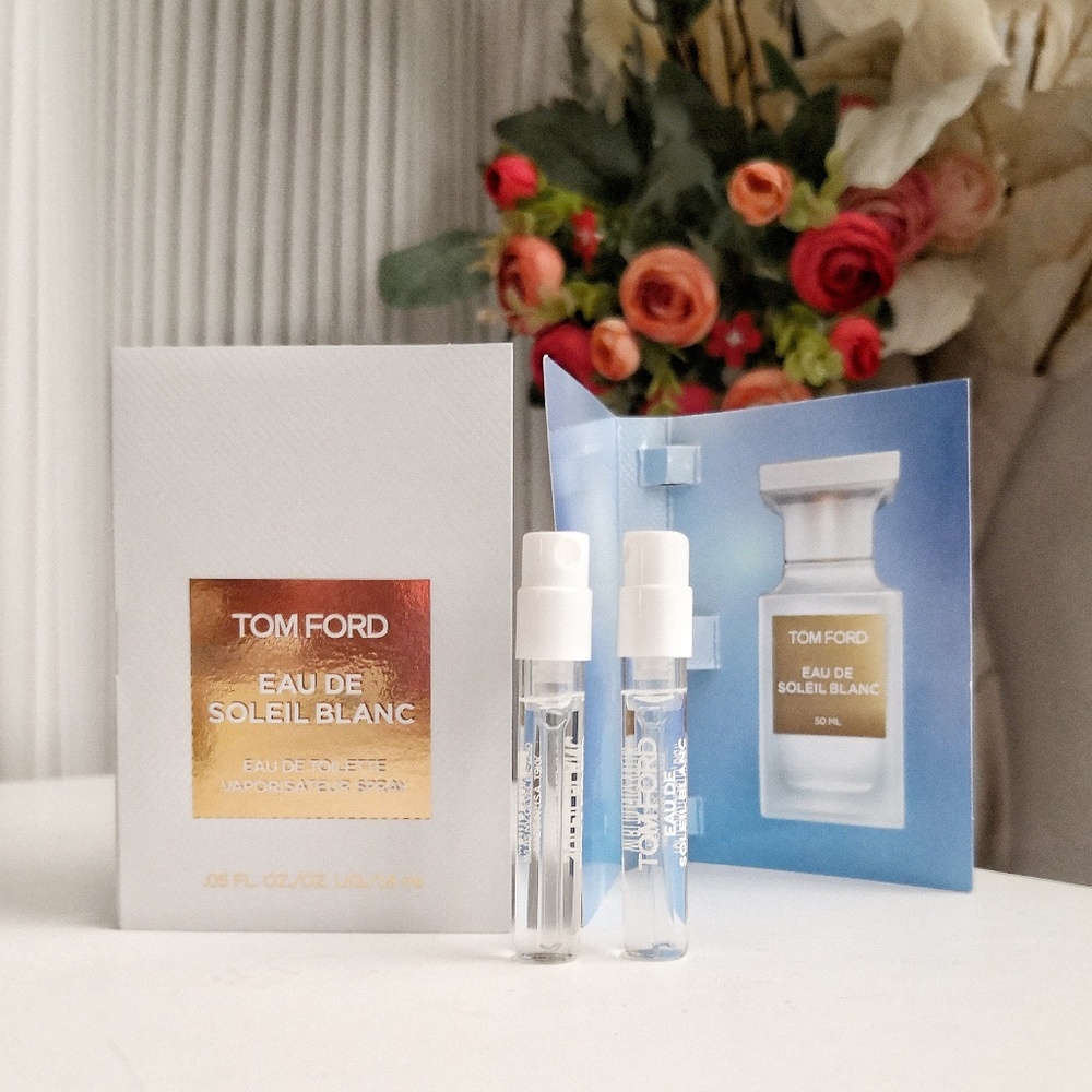 New 2 Tom Ford  Eau De Soleil Blanc EDT Sample Spray 0.05 oz / 1.5ml each